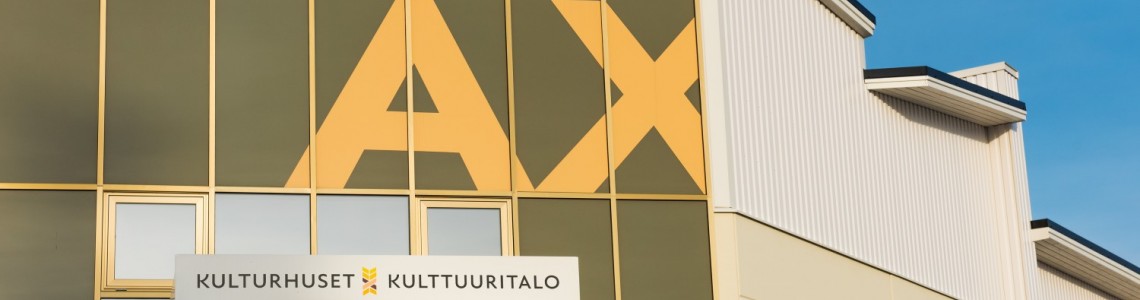 Huvudentrén till Kulturhuset AX