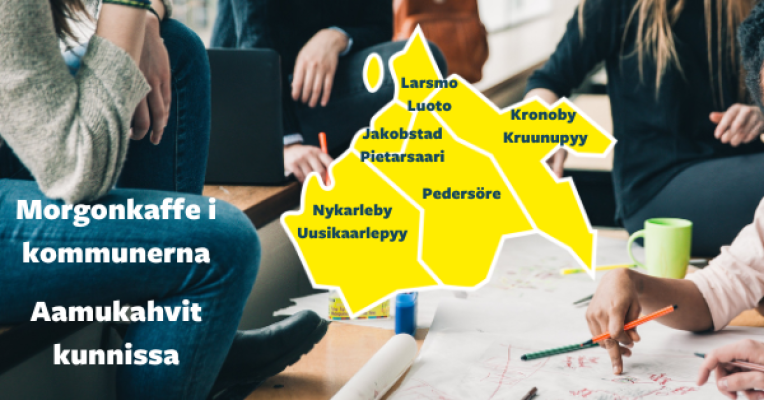 En bild med människor och karta med Jakobstadsregionens kommuner.