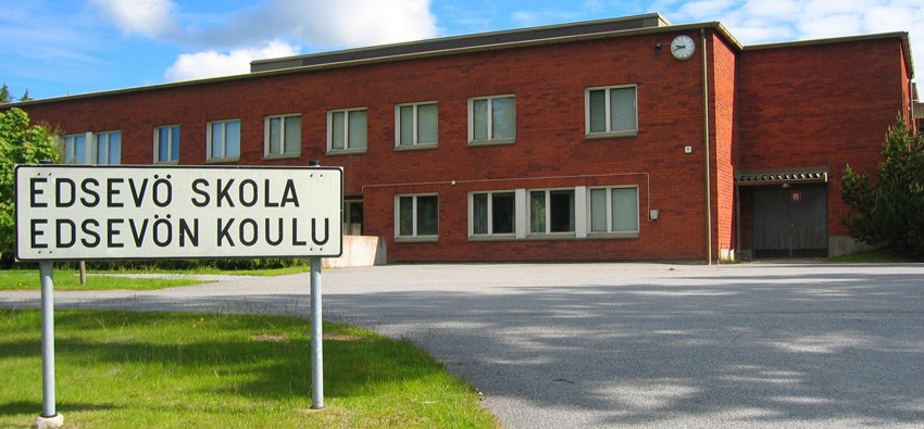 Edsevö skola/Edsevön koulu.